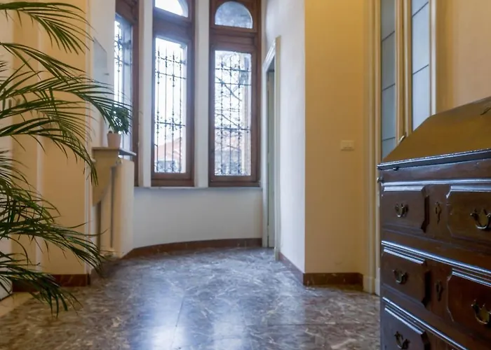 Apartment Luxury Po2 *